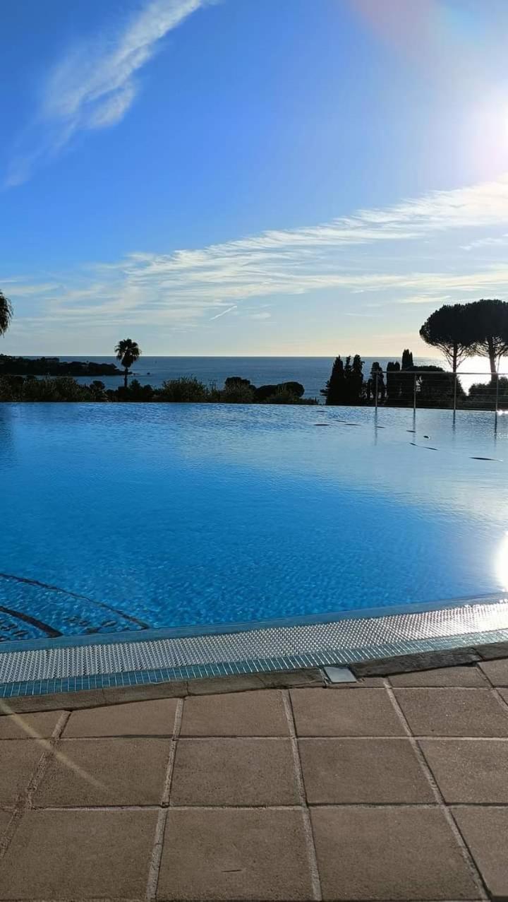 Vacances En Paradis Saint-Raphaël エクステリア 写真