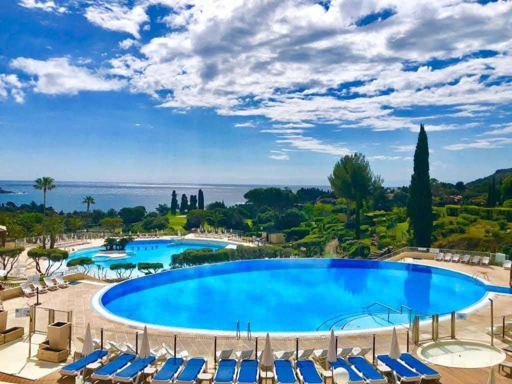 Vacances En Paradis Saint-Raphaël エクステリア 写真